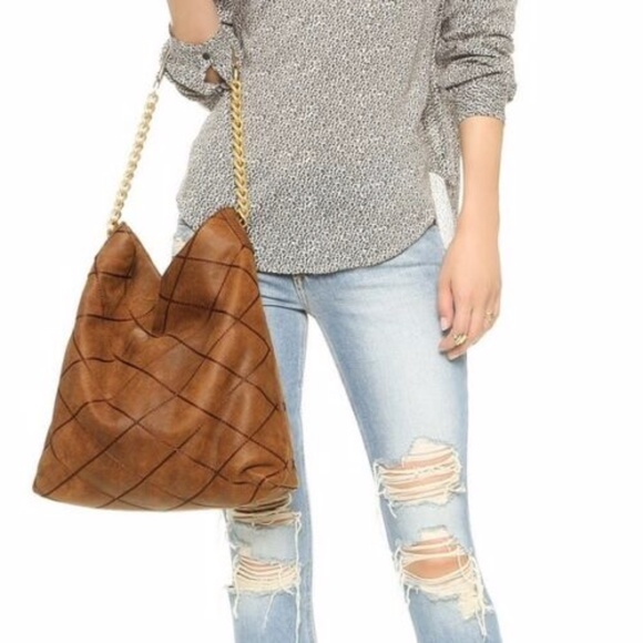 Tory Burch Handbags - NWT Tory Burch Lysa Hobo Shoulder Bag